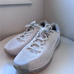Under Armour Men's White Athletic Mesh Sneakers - Size US 12